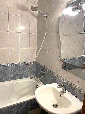 в приморском районе сдаётся трёхкомнатная квартира с удобной планировкой Мариуполь