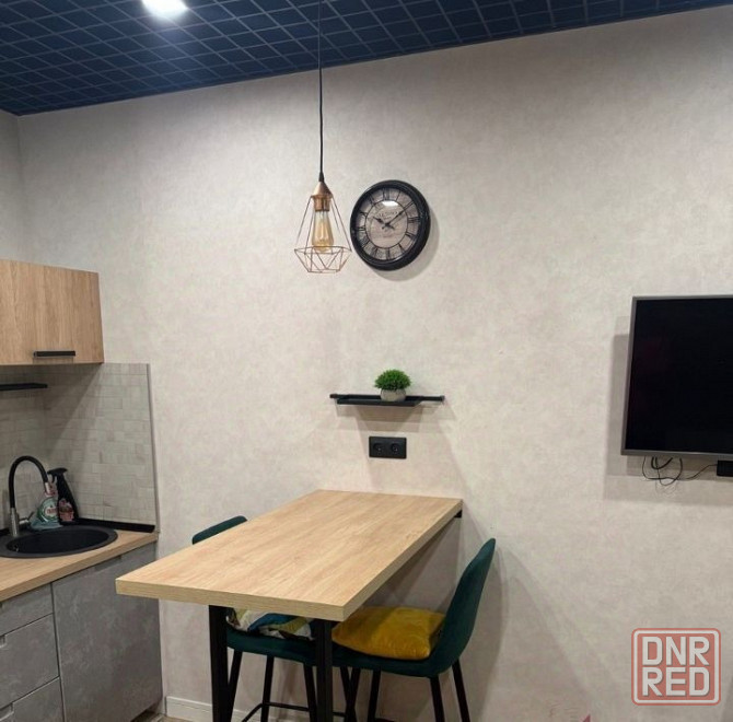 Сдаю студию в Ворошиловском районе напротив бц " Пушкинский" Донецк - изображение 1