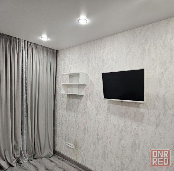 Сдаю однокомнатную квартиру в Ворошиловском районе Донецка напротив Филармонии. Донецк - изображение 4