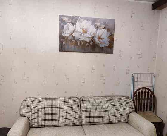 Сдаю однокомнатную квартиру в Калининском районе Донецка напротив Мед.Университета. Донецк