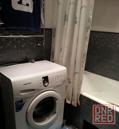 Сдаю однокомнатную квартиру в Калининском районе Донецка напротив Мед.Университета. Донецк - изображение 3