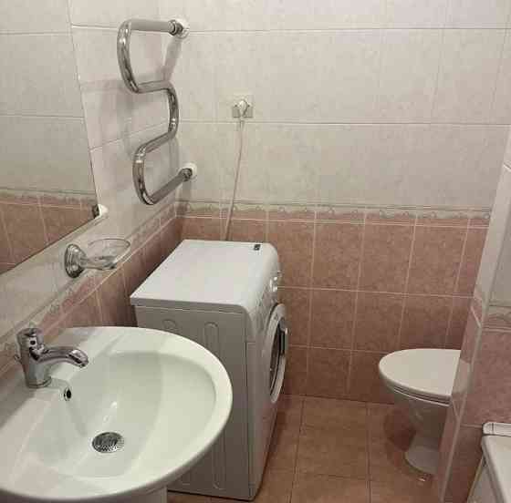 Сдаю прекрасную двухкомнатную квартиру в Калининском районе Донецка. Донецк