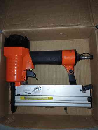 Пневматический нейлер (гвоздезабивной пистолет) Макеевка