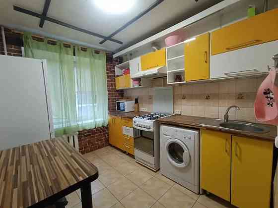 Сдам 2-комнатную квартиру в Донецке, Ворошиловский район, Комсомольский проспект. Донецк