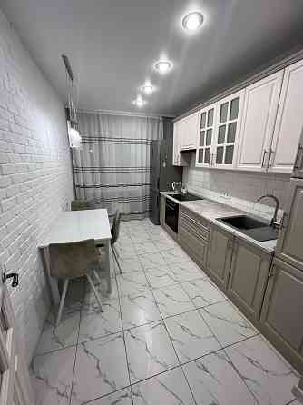 Сдается: Двухкомнатная квартира Этаж: 4/9 Район: Ворошиловский, возле областной Администрации. Донецк