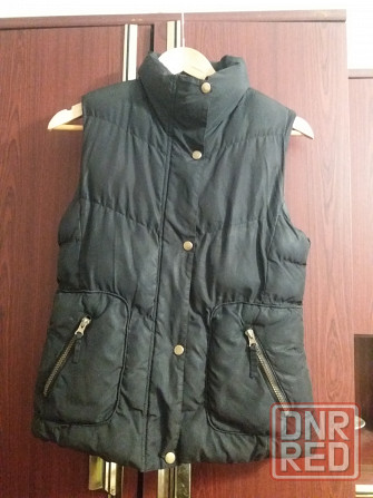 Продам жилет жилетку безрукавку р. 42-44 s Донецк - изображение 1