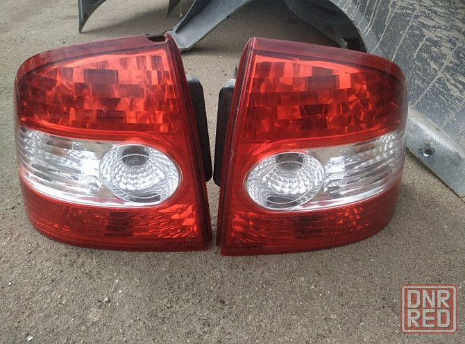 Стоп-сигналы б/у в продаже Енакиево - изображение 3