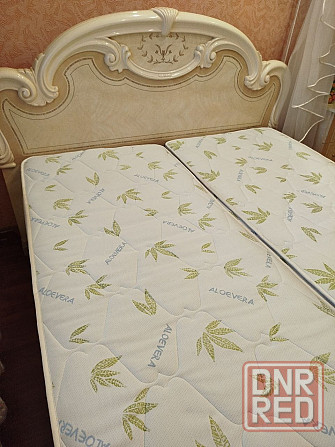 Продам двухспальную кровать б/у, 160х200 с матрасами Макеевка - изображение 3
