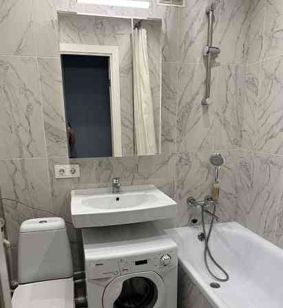 Сдаю однокомнатную квартиру в Ворошиловском районе Донецка. Ориентир: трц "Грин плаза" Донецк