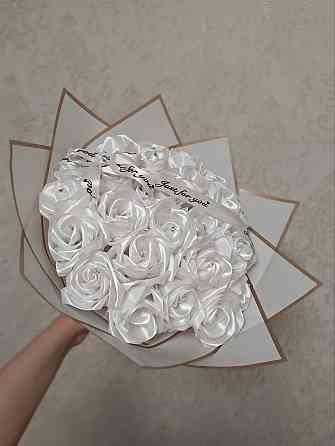 Букет из атласных роз Донецк