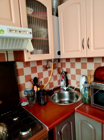 3к.кв. пос.Бажанова с мебелью и техникой торг Макеевка