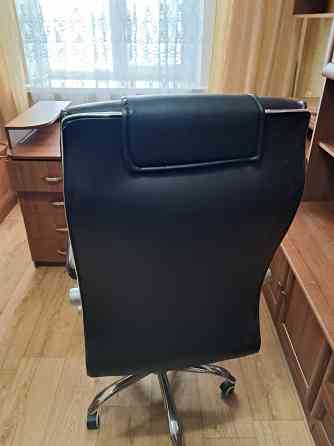 стол с ящиками в отличном состоянии Донецк