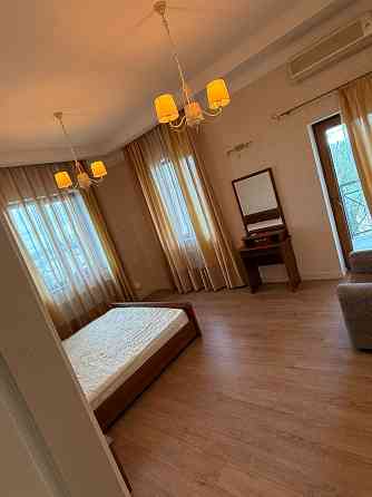 Сдам 3комнатную квартиру в новом доме с паркингом Донецк