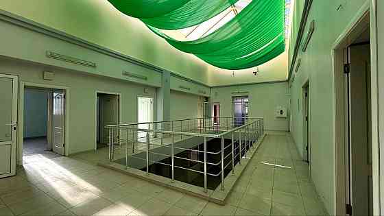 Сдам Коммерческое помещение 1048 м². Клиника, Офис...Газ. Эл.мощности 150 кВт Донецк