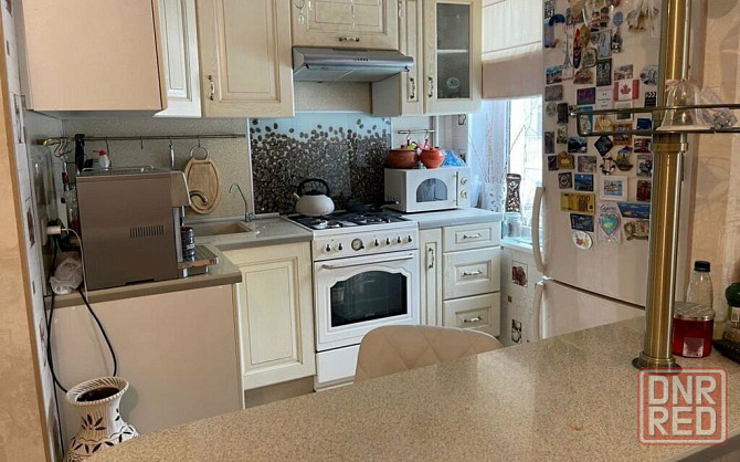 Сдаю двухкомнатную квартиру в Буденовском районе Донецка. Ориентир: Храм. Донецк - изображение 3