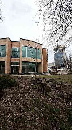 Предлагаем аренду престижное здание 3066,5 м², расположенное в самом сердце Донецка. Торговый центр! Донецк