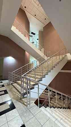 Предлагаем аренду престижное здание 3066,5 м², расположенное в самом сердце Донецка. Торговый центр! Донецк