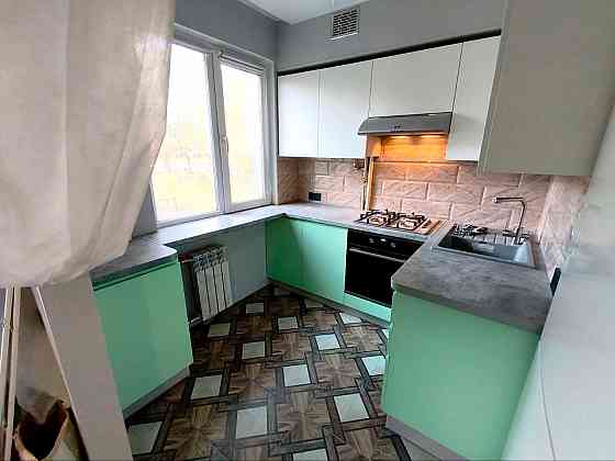 Продам 3 ком.кв.на Азотном. Донецк