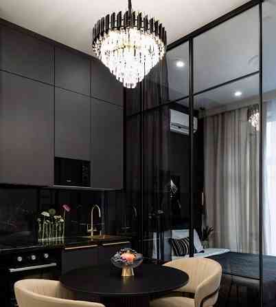 Сдаю студию в Калининском районе Донецка по адресу: проспект Ильича, 26 Донецк