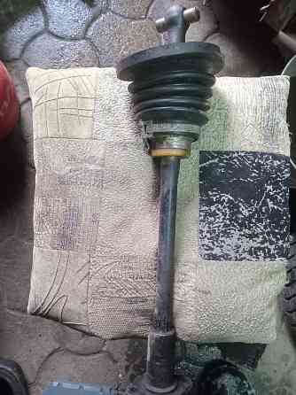 Продаю полуось на луаз новую Донецк