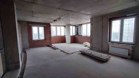 Продам 148м квартира Новострой пр.Панфилова Донецк