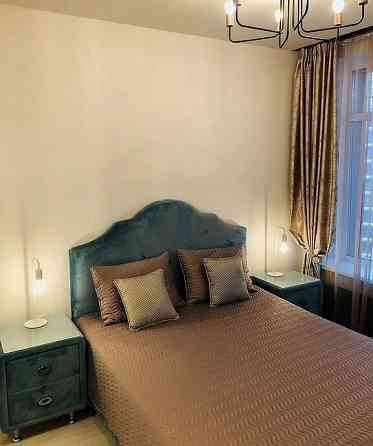 Сдаю двухкомнатную квартиру в Ворошиловском районе напротив Филармонии. Донецк