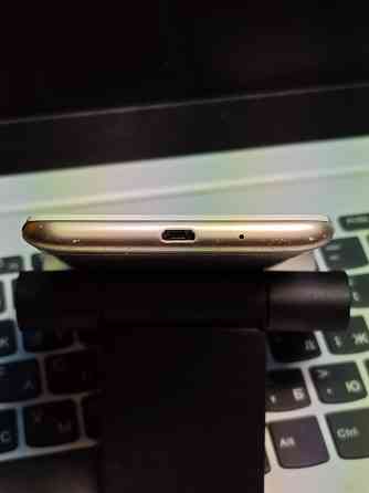 Продам телефон xaomi redmi 6 Донецк