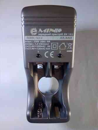 Зарядное устройство для аккумуляторных батареек aa/aaa Донецк