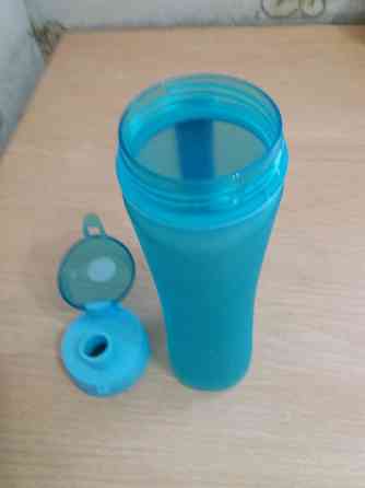 Продам термос бутылку для воды 600 мл Донецк