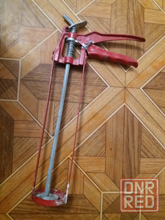 Продам монтажный пистолет для герметика пены Донецк - изображение 1