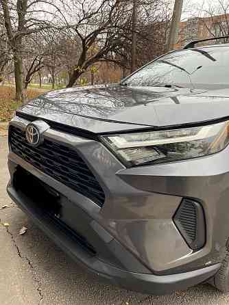 Продам личный автомобиль Торез