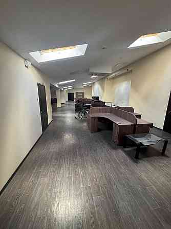 Предлагается в аренду отличный офис общей площадью порядка 187 кВ.м в центре города Донецк