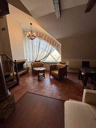 Продается хорошая крупногабаритная квартира на ул.Соловьяненко (ориентир гостиница Прага) Донецк