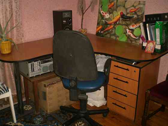 Стол угловой офисный компьютерный Донецк