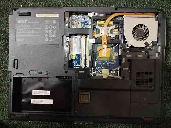 Ноутбук acer espire 2490 Донецк