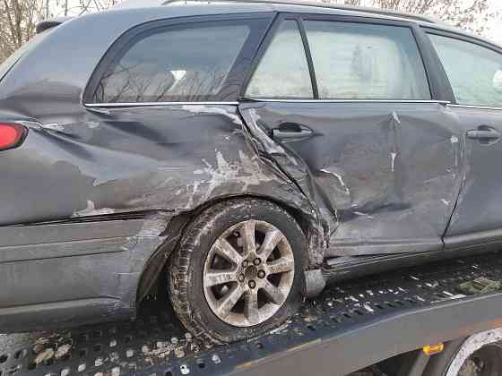 Toyota avensis Донецк