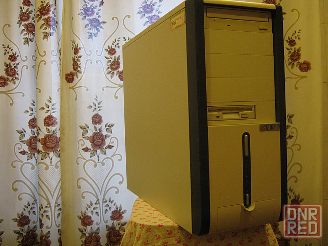 Системный 3 шт 2 или 4 ядра белых времён Донецк - изображение 3