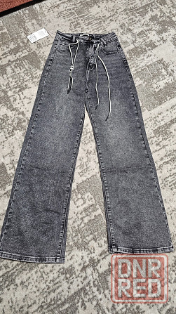 Джинсы 6 штук. 25-30 размеры Макеевка - изображение 1
