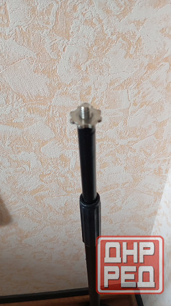 стойка для студийного микрофона с блином 2 м Макеевка - изображение 1