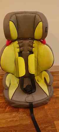 Детское автомобильное кресло Макеевка
