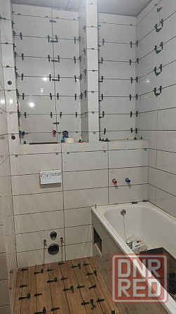 монтаж плитки любых размеров.Монтаж сан.узлов и душевых кабин с красивой розуклонкой поддонов. Донецк - изображение 3