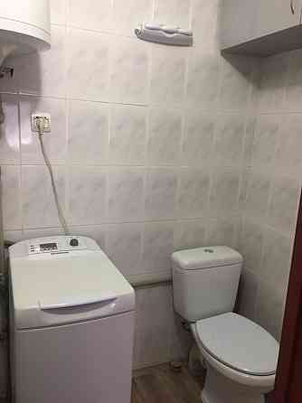 Продам квартиру на земле в хорошем состоянии центр города на Павших коммунаров . Недорого! Донецк