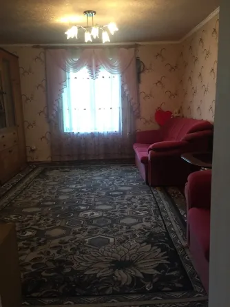 Продам 2х ком. квартиру с участком в хорошем состоянии центр города на Павших коммунаров . Недорого Донецк