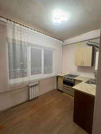 Продам 2 к. квартиру на Артема ( Шахтерская площадь). Донецк