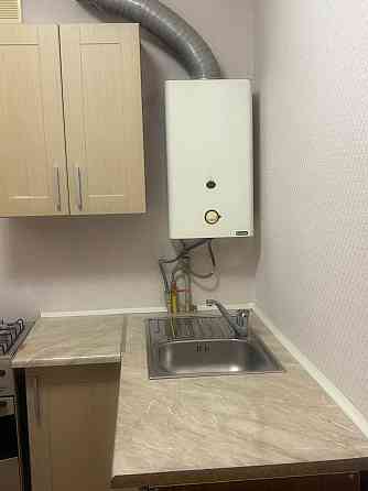 Продам 2 к. квартиру на Артема ( Шахтерская площадь). Донецк