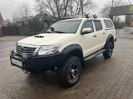 Toyota Hilux. Год 2011. Двигатель 3.0 дизель.Пробег 170т. Харцызск