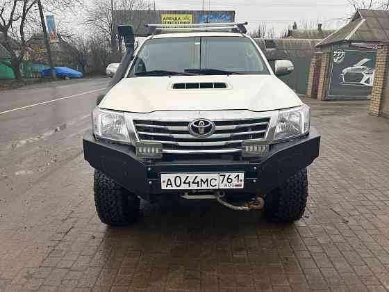 Toyota Hilux. Год 2011. Двигатель 3.0 дизель.Пробег 170т. Харцызск