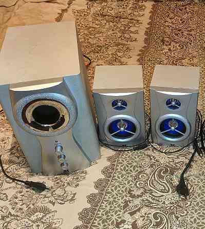 Продам колонки для компьютера акустика 2.1 Макеевка