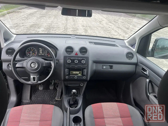 Volkswagen Caddy. Год 2012. Харцызск - изображение 7