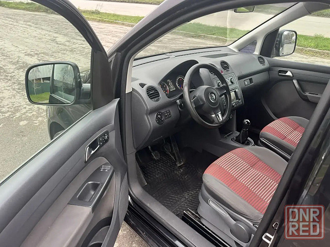 Volkswagen Caddy. Год 2012. Харцызск - изображение 5